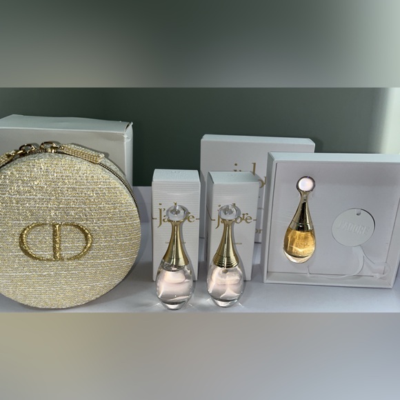 New, unused and AUTHENTIC Dior gift set. - Picture 4 of 7